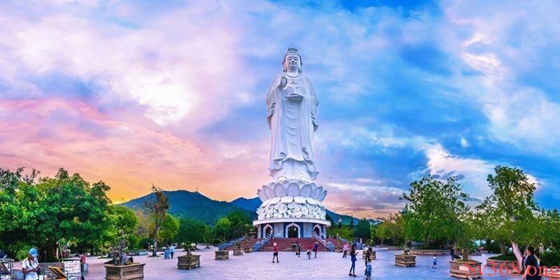 mơ thấy mẹ quan âm đánh số gì Giấc mơ về tượng quan thế âm trong chùa